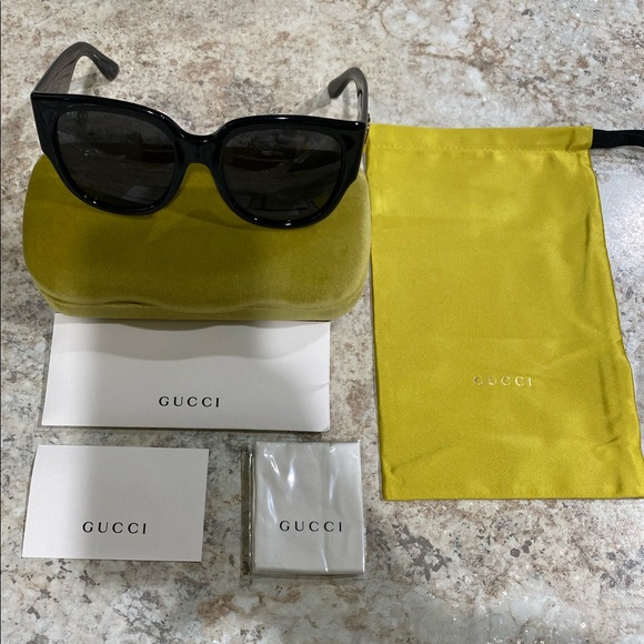 Gucci sunglasses - Picture 2 of 9